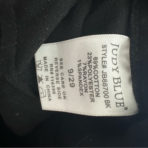 Judy Blue Jogger - Picture 8 of 10